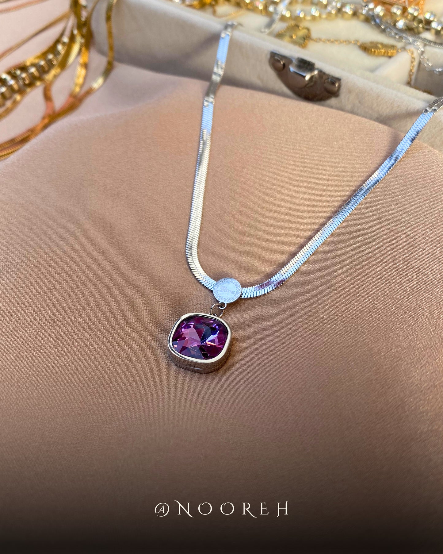 Royal stone necklace